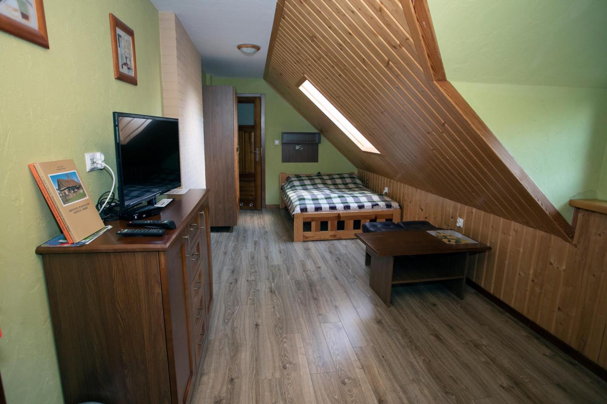 Dom Pod Lipa Villa Jaminy Kültér fotó